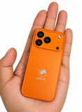 03-single-hand-display-centered.png